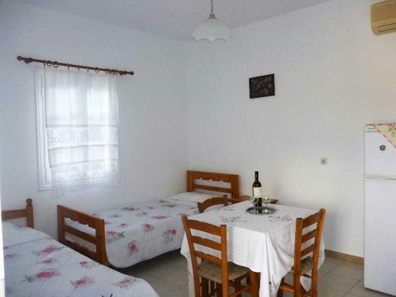 Apartments Jota Marathókampos Esterno foto